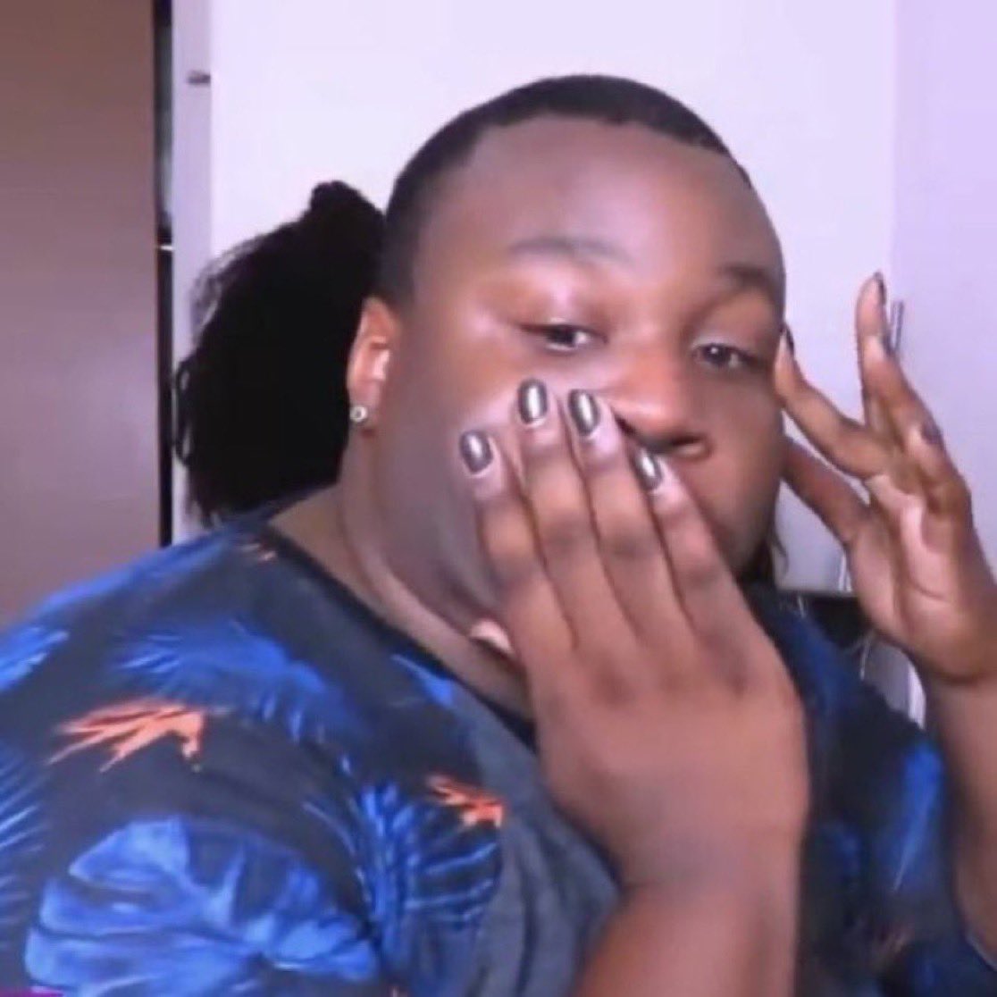 drew / pinkcouver 04.16 💋 tweet media