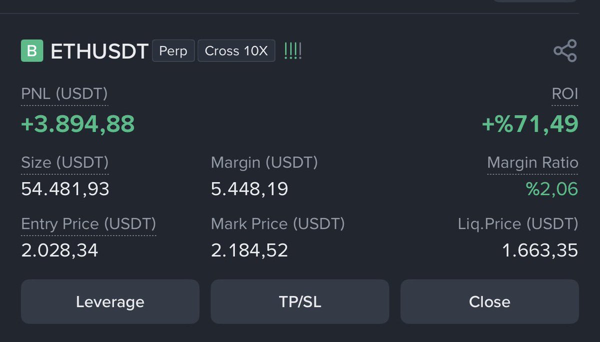 Foxy 🦊 tweet media