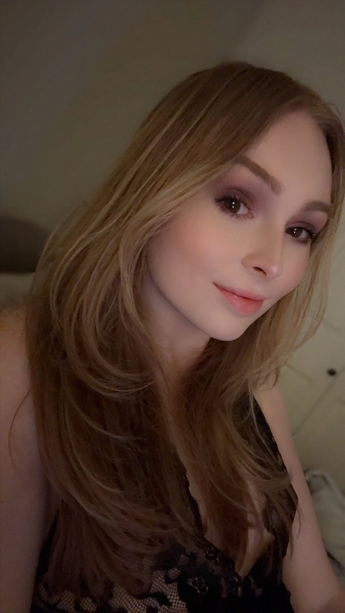 TS Sarah👄💫🏳️‍⚧️ tweet media