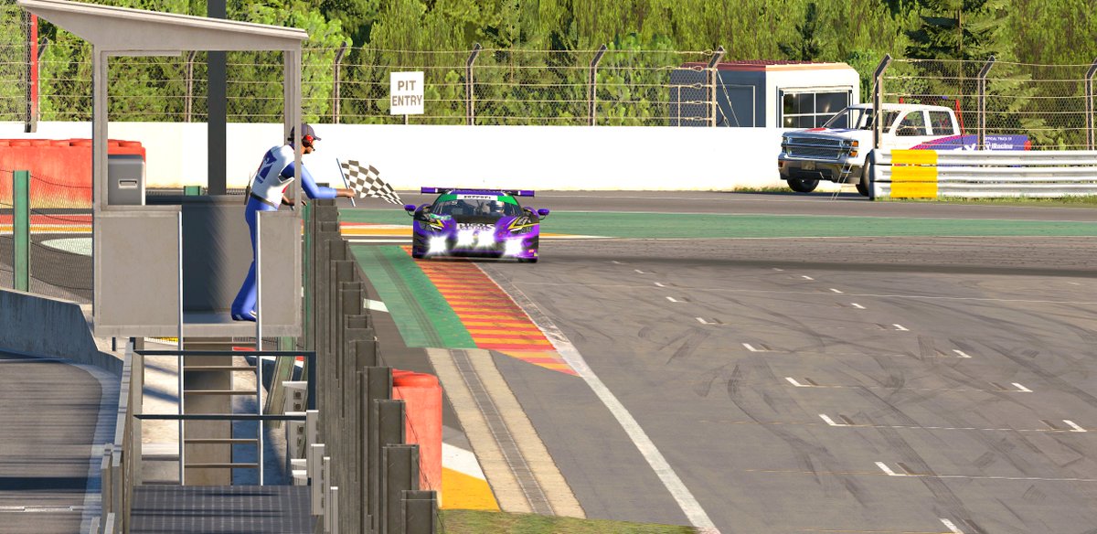 AradosManoloSRT's tweet photo. Otro finde mas en la gt3 endurance gran trabajo de nuestros pilotos otro top 5 y seguimos sumando!!

💜💛 🖤 🤍
@AradosManoloSRT 
#AMSRT
@iRacing https://t.co/Rf6mvKVv9l