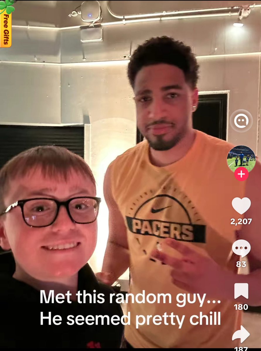 Josh 🎠 tweet media