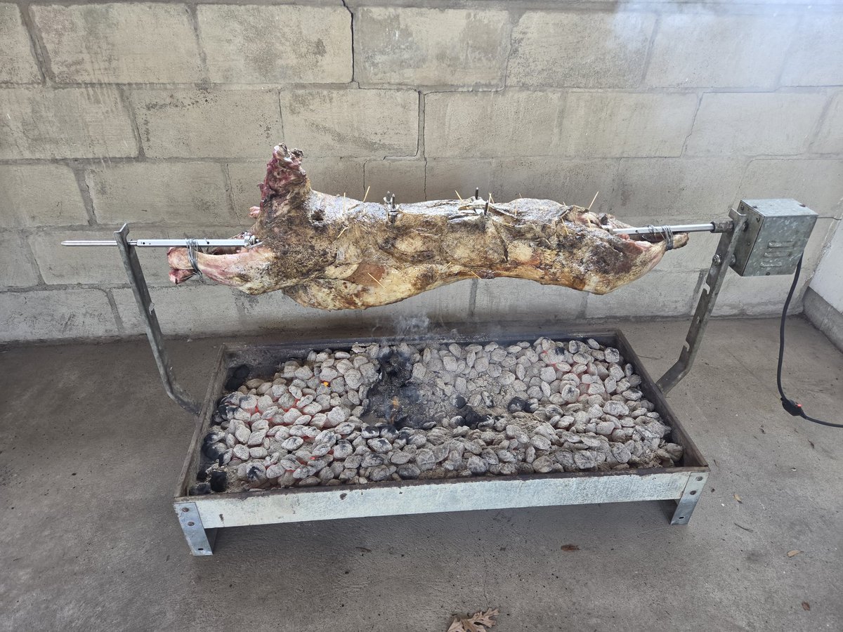 skycop27 tweet media