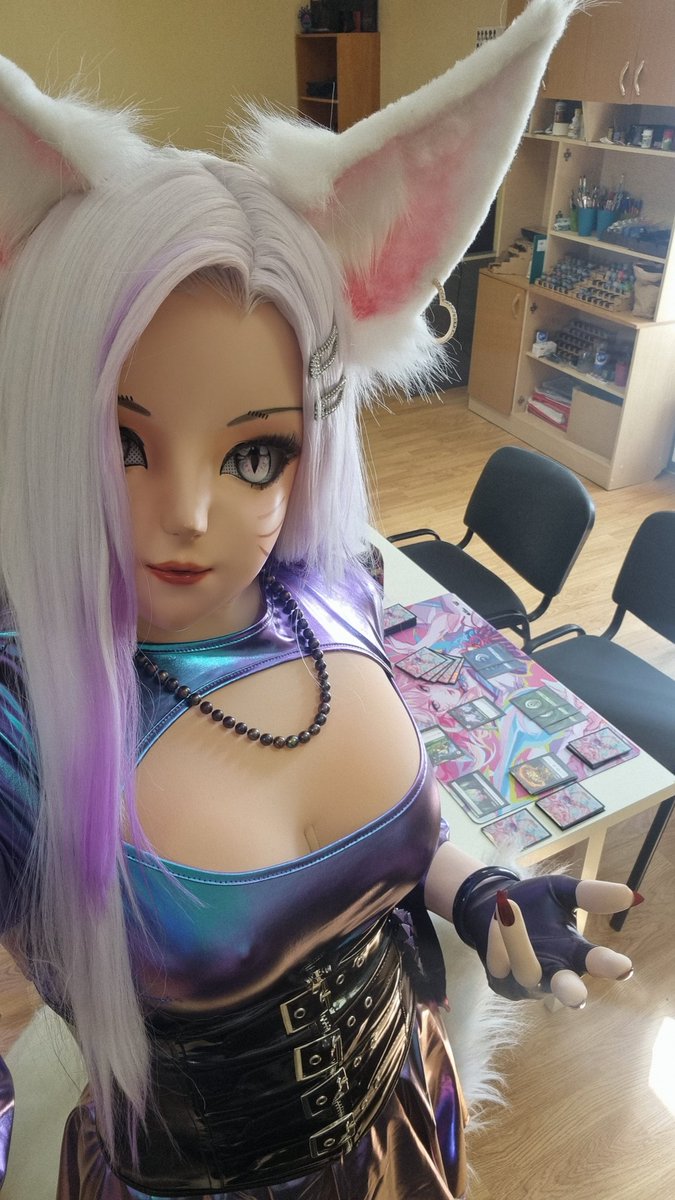RedFoxEditor's tweet photo. Just a cute fox girl who came to the club to play Riftbound… and left with all the wins 🦊✨ 
Nine-Tailed Fox Ahri deck said “charm and destroy” and delivered. 
Who’s next? 😏

#Riftbound #AhriCosplay #NineTailedFox https://t.co/RDqpwb2fbq