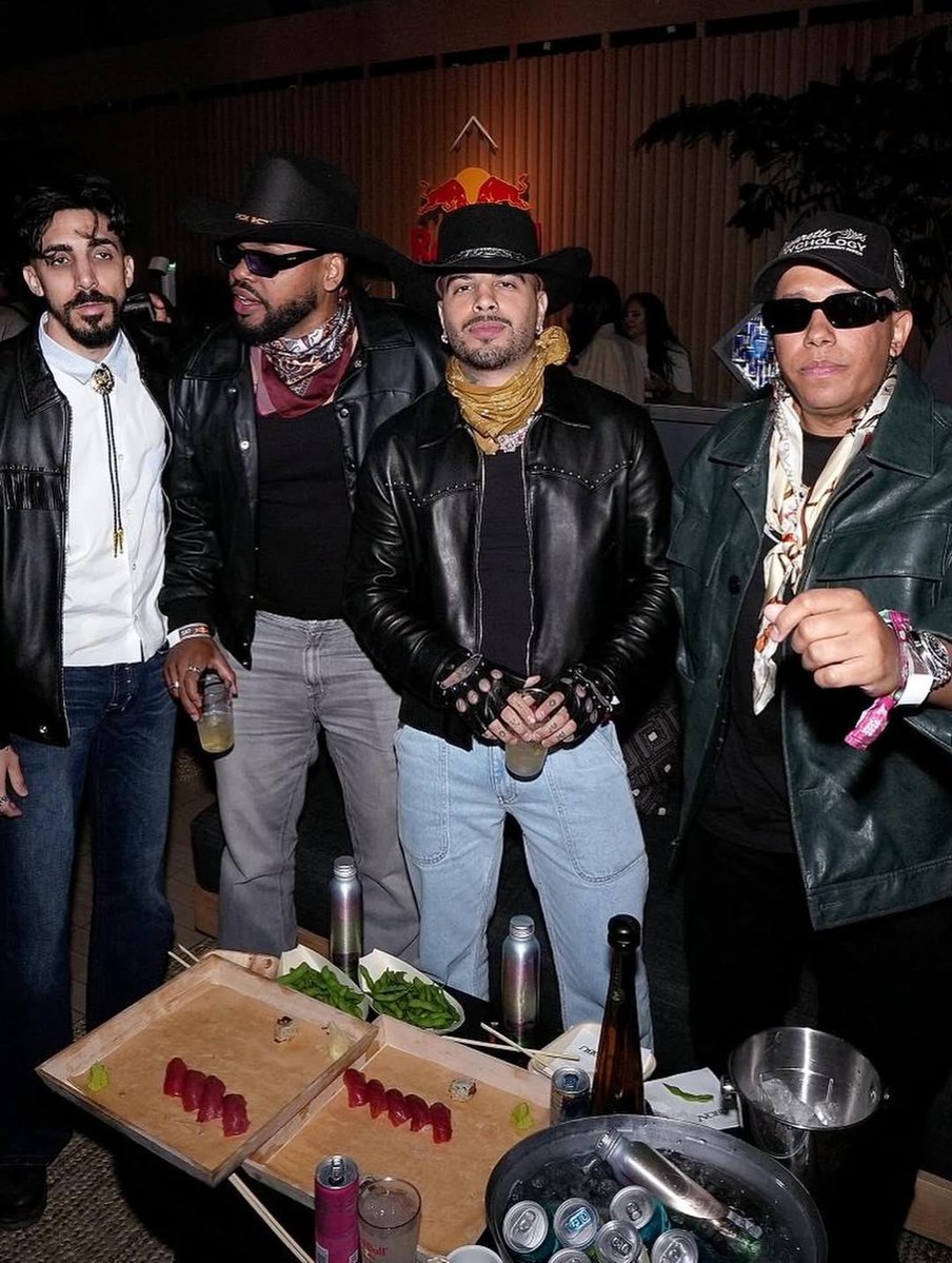 Team Rauw Puerto Rico 🦊🇵🇷 tweet media