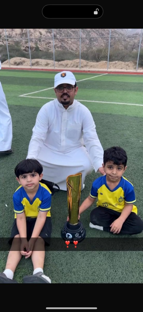 AboSolaf2012's tweet photo. @kalmalik65 نبغى نتصور مع الدوري  والدون بإذن الله 
يابو وليد تكفى 😘 https://t.co/VGqM9rhLm6