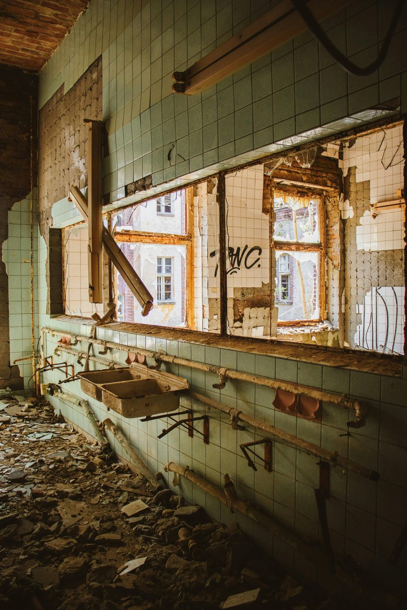 urbex_explora's tweet image. nueas fotos de urbex
amzn.to/4mps5iU #urbansketch #photography
