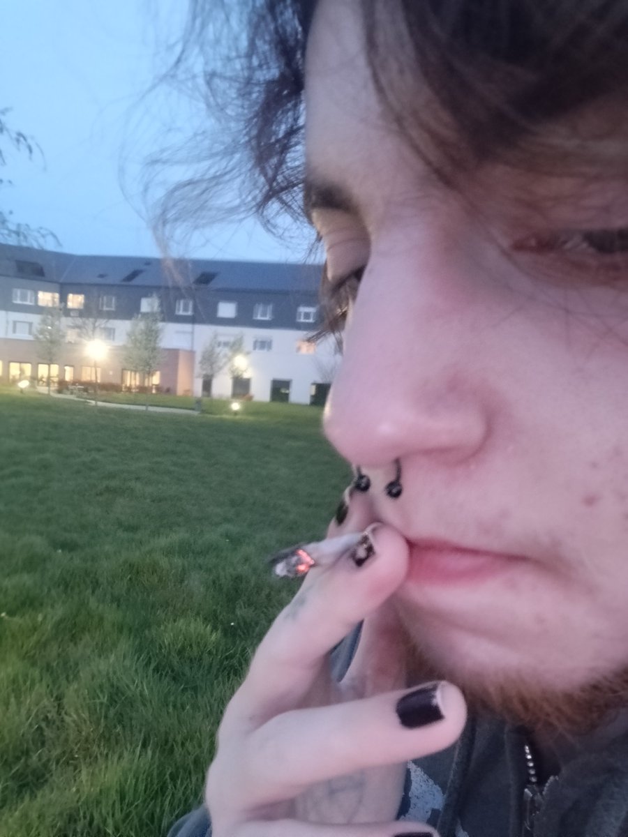 rottingFinn |-/ tweet media