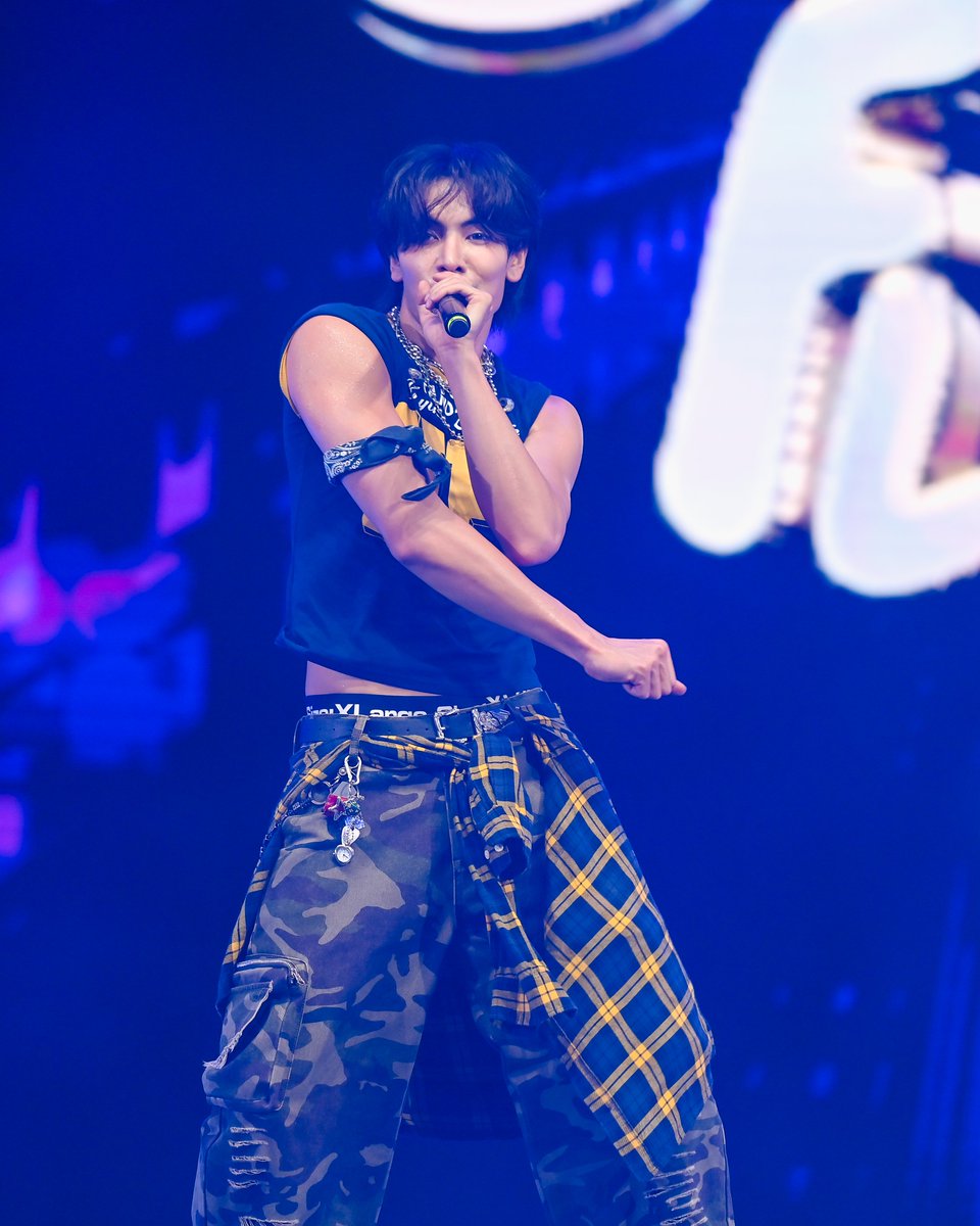 SUPERFLUIDFEST's tweet image. อากาศที่ว่าร้อน JASP.ER ร้อนกว่าอากาศอีก !  🔥

#SuperFluid2026xJASPER
#SuperFluid2026
#KingPowerSongkran2026
#อภิมหาสงกรานต์รางน้ำ
#4NOLOGUE