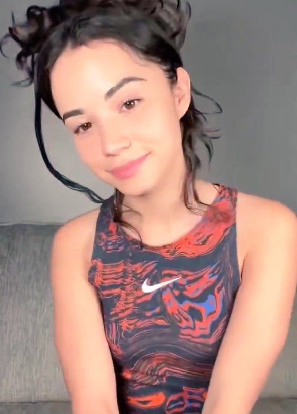 Hannah Becker tweet media