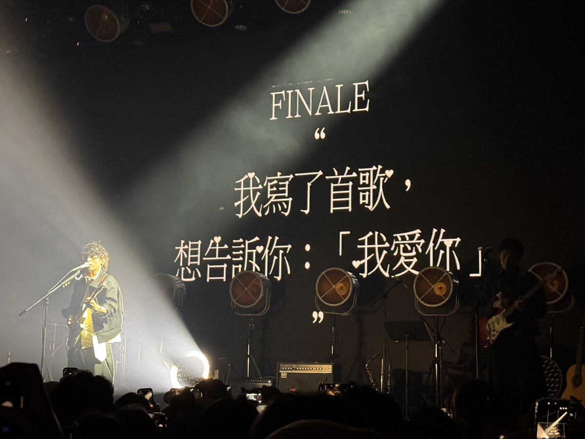 莫梵 :( tweet media