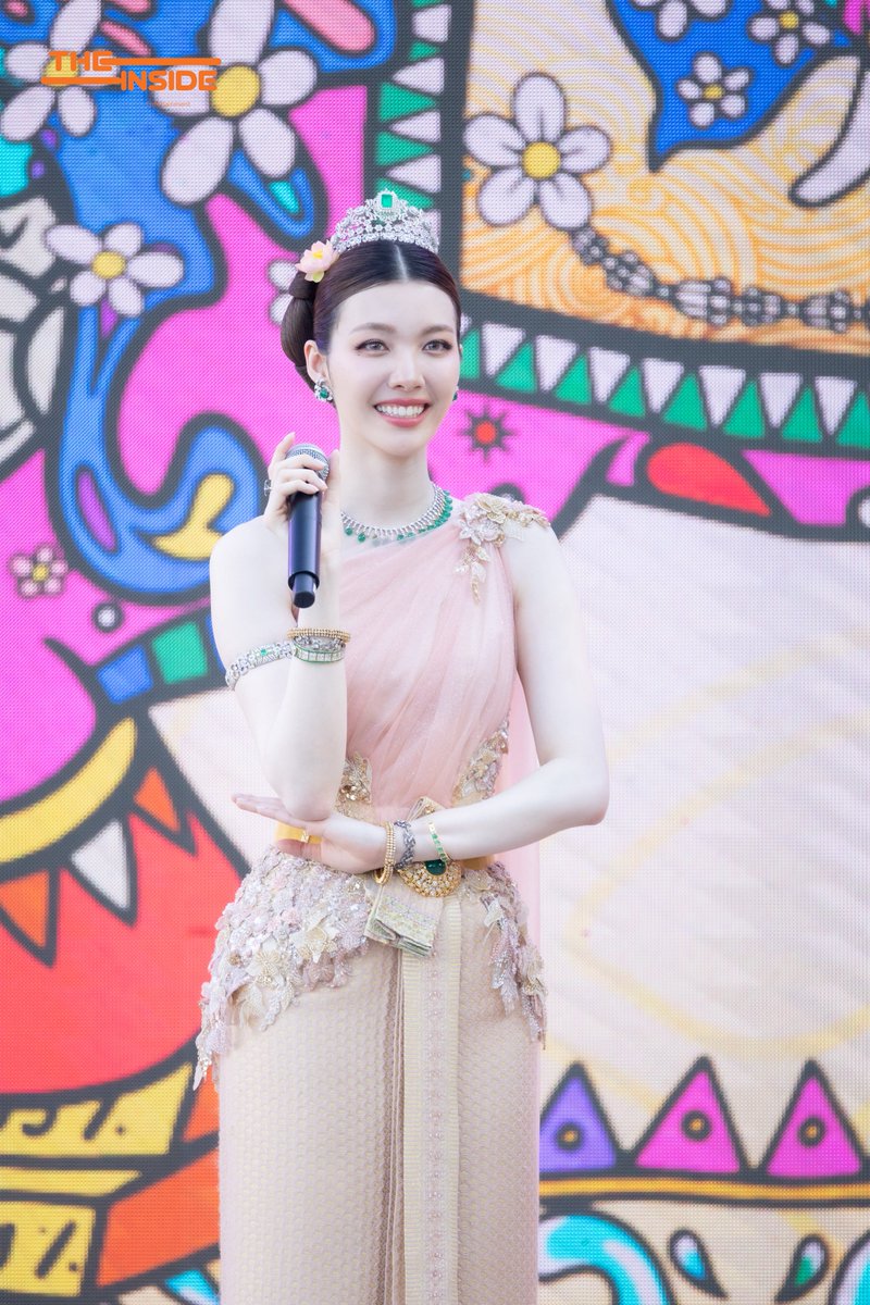 THE INSIDE tweet media