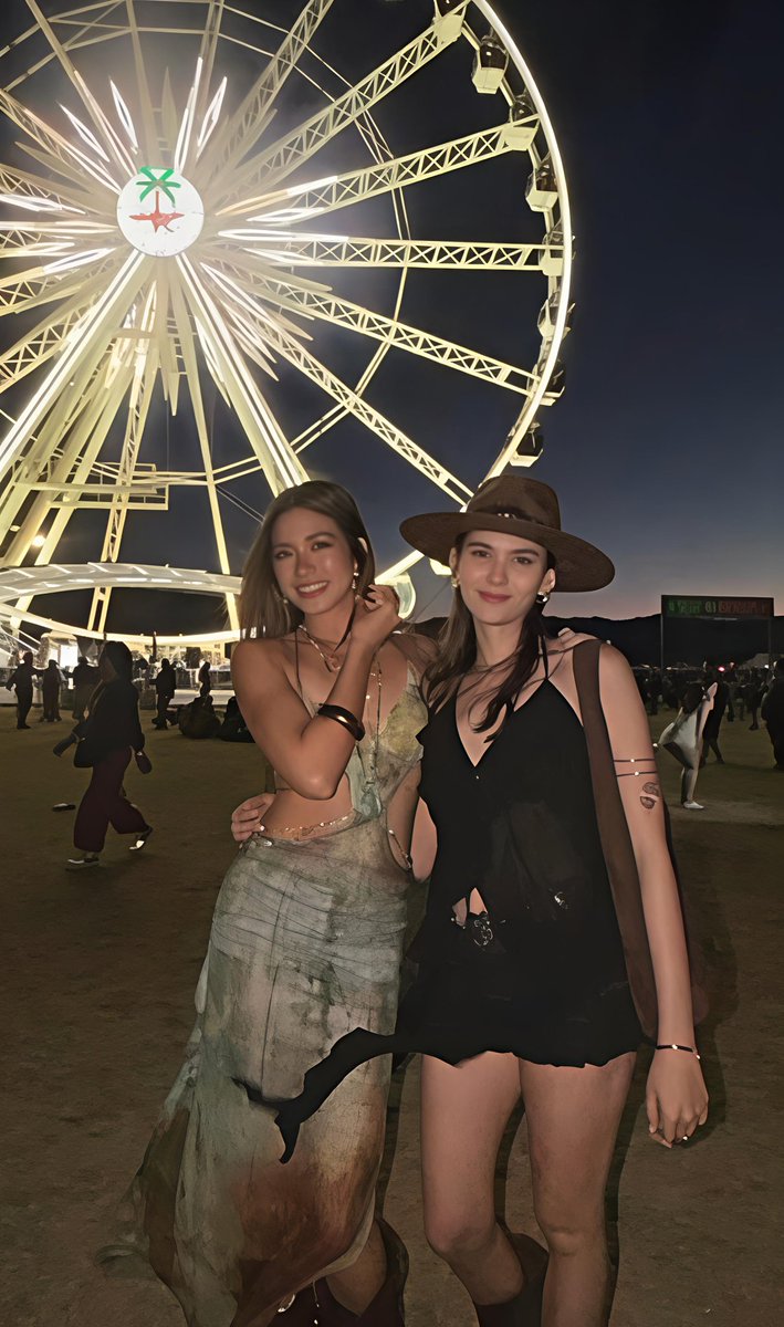 aiahuniverse tweet media