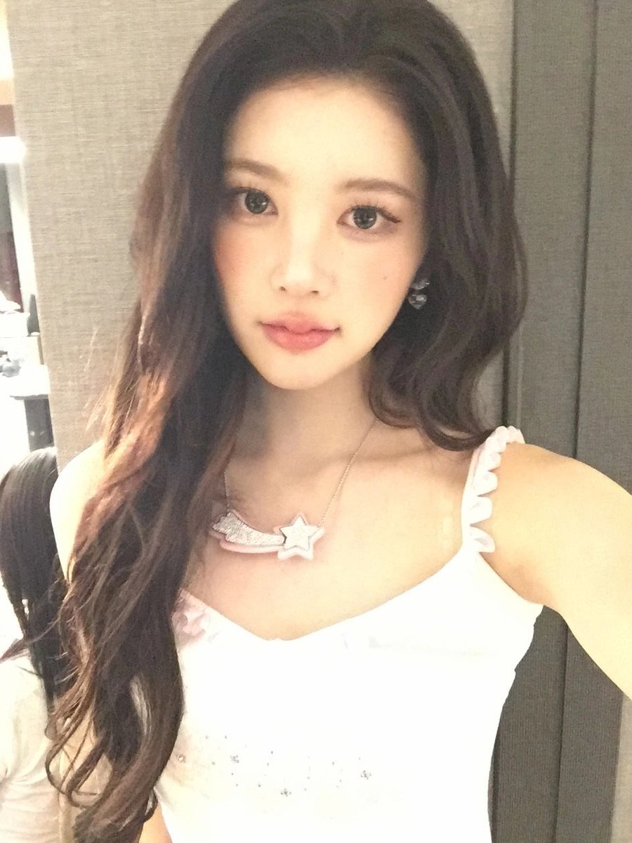 헹 tweet media