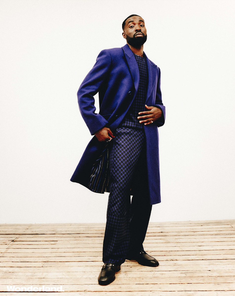FilmUpdates's tweet photo. Paapa Essiedu wins Best Actor in a Supporting Role at the 2026 Olivier Awards for ‘ALL MY SONS’ https://t.co/xeJpE50702