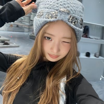 bru 𝜗𝜚˚⋆ tweet media