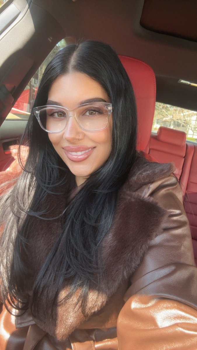 big bawdy bellz ♛ tweet media