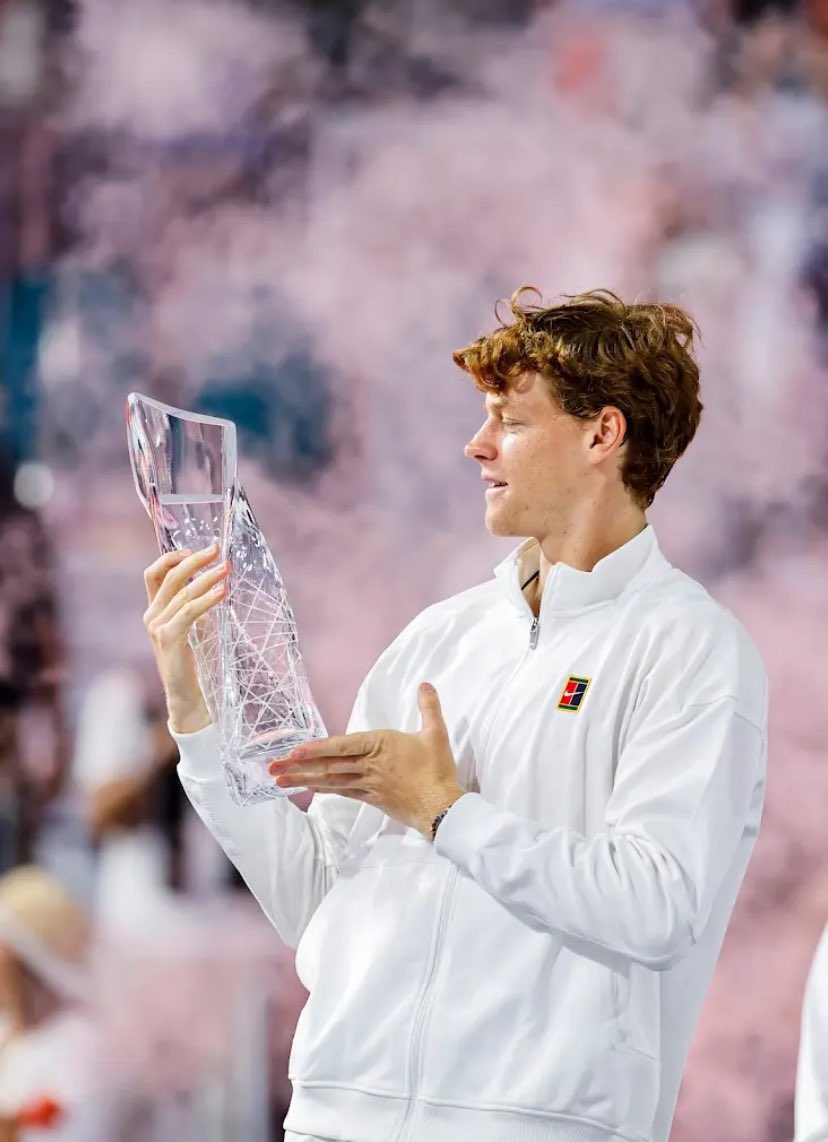 angela☾ S1NNER tweet media