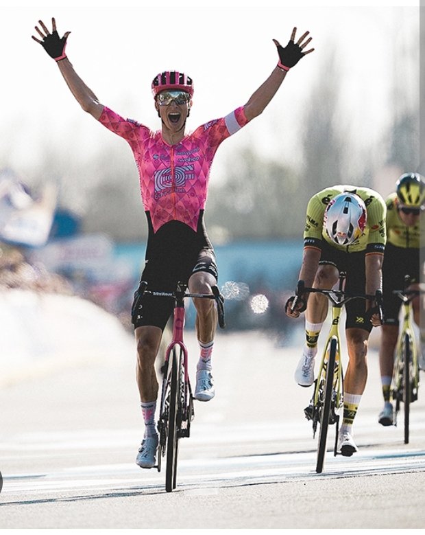 Miguel González tweet media