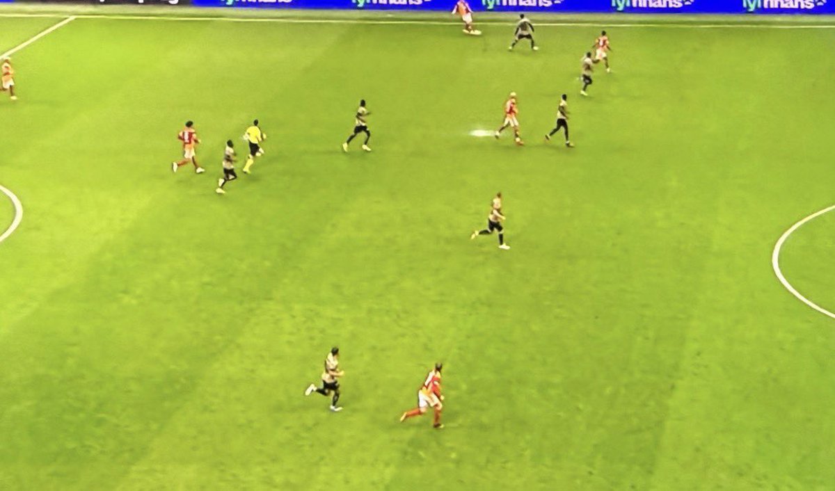 Fener Int tweet media