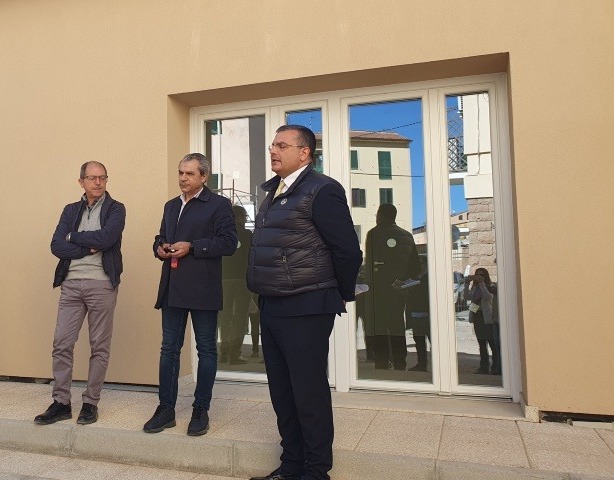 PDFedSassari's tweet photo. Ultimato l'asilo di Via Fais realizzato dall'amministrazione comunale di Sassari. 
Soddisfazione anche dall'assessore Salvatore Sanna per un opera completata dall'attuale amministrazione a tempo di record e che si caratterizza per gli altissimi standard qualitativi. https://t.co/odSfdRz7Lb