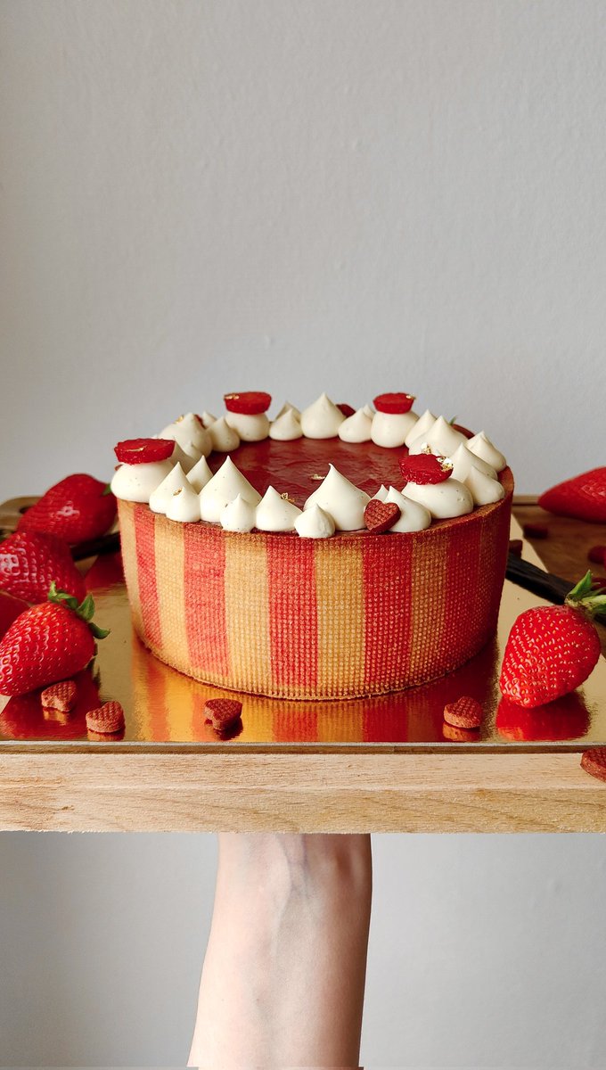 𝑳𝒖𝒏𝒂𝒇𝒓𝒆𝒚𝒂 🌙 tweet media