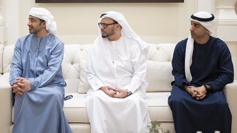 Indian Foreign Minister expresses solidarity with UAE during meeting with President Sheikh Mohamed

Read the full story:
nrifocus.com/NRI-Focus/indi…

#india #UAE #NRIs #Indians #Partnership 
<a href="/DrSJaishankar/">Dr. S. Jaishankar</a> 
<a href="/HHShkMohd/">HH Sheikh Mohammed</a> 
<a href="/DXBMediaOffice/">Dubai Media Office</a> 
<a href="/HamdanMohammed/">Hamdan bin Mohammed</a> 
<a href="/OFMUAE/">OFM</a> 
<a href="/PMOIndia/">PMO India</a>