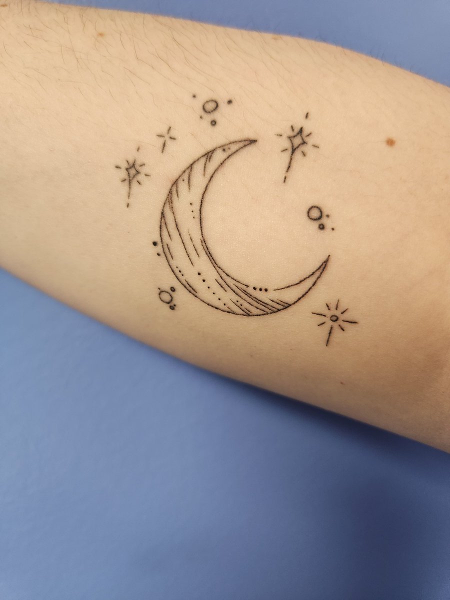 🌧☂️💦 Holly 💦☂️🌧 tweet media