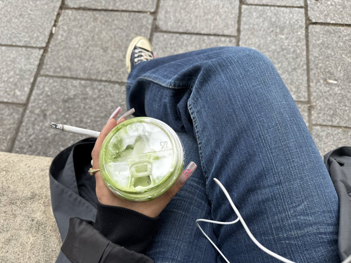 91mae_'s tweet image. #LUNCHBREAK