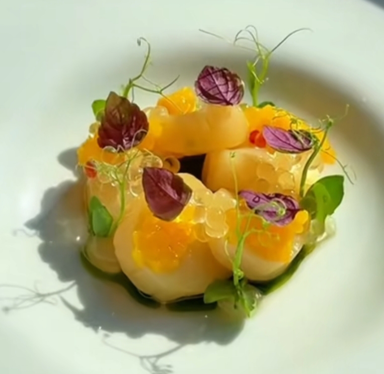 doan van linh tweet media