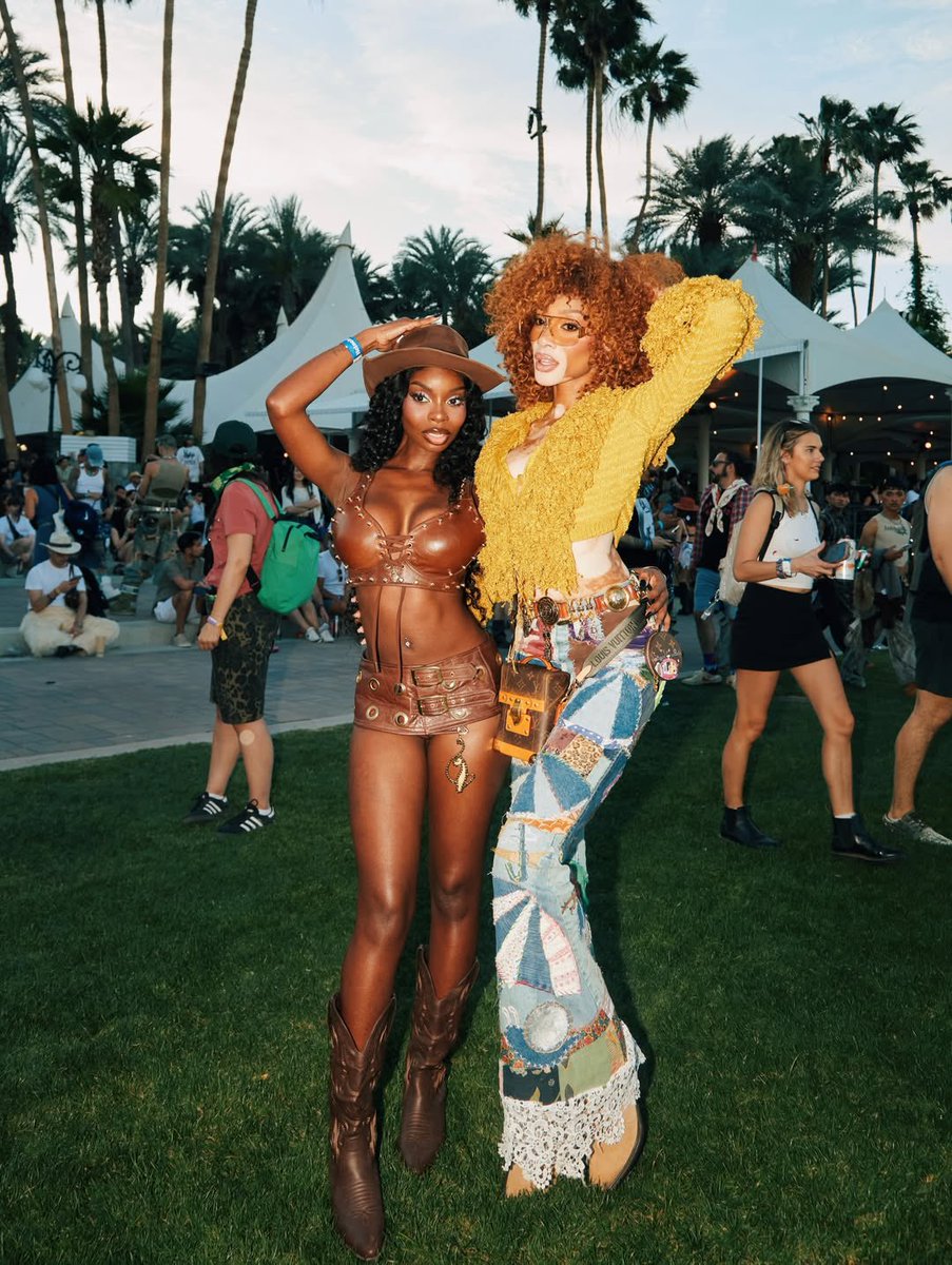 Deeds Magazine tweet media