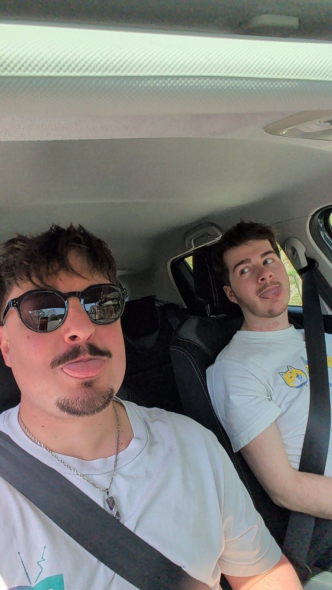 Maxime B. tweet media