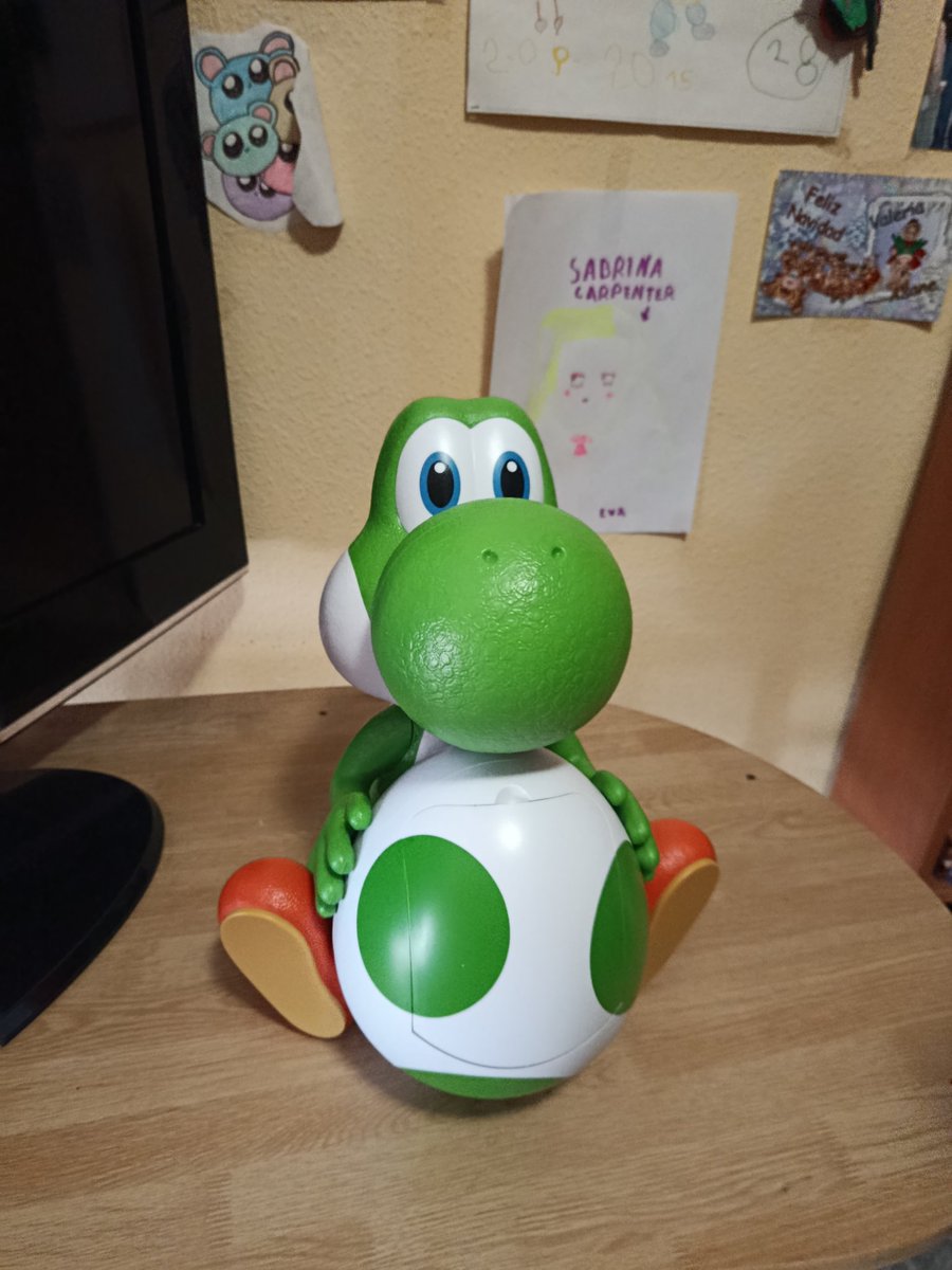 FreyaPecosa's tweet photo. Mi hermano lo ha conseguido gratis yuhuuuuuuuu!!! Yoshi para mí ❤️❤️  Ha ganado un sorteo ( dos entradas gratis para ver la peli y el menú Yoshi) https://t.co/DvnF6L7Z7d