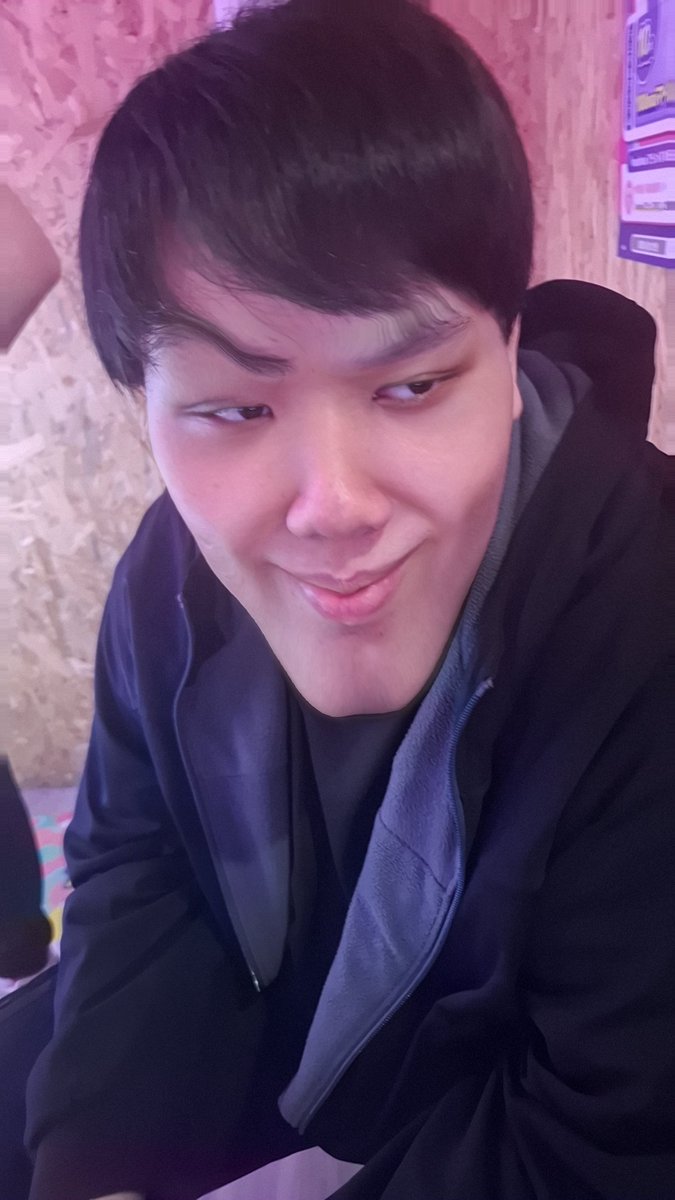 浩Wei＠Neon2 tweet media