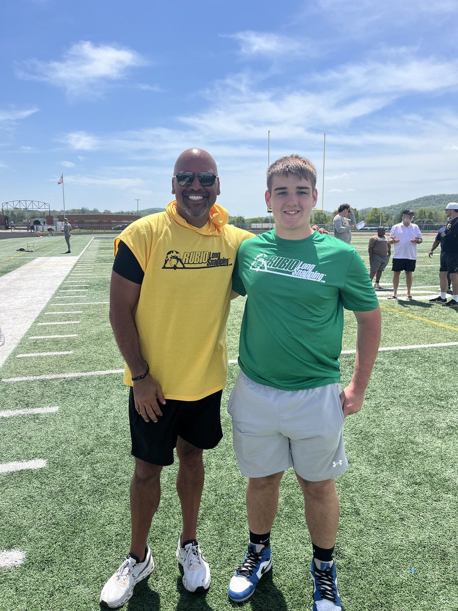 Riley Harp | 4⭐️ Long Snapper ‘28 tweet media