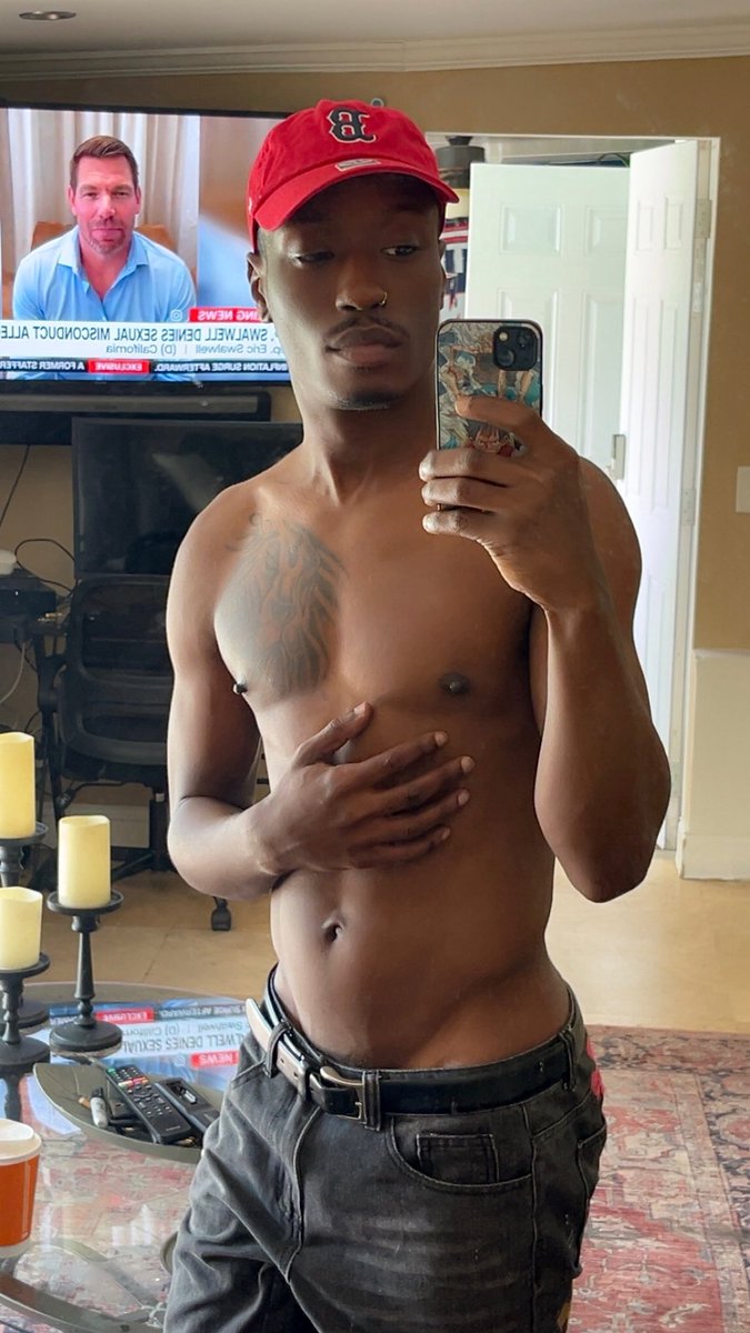 ChocolateTrini's tweet photo. Still around https://t.co/qJ6o9xiUQG