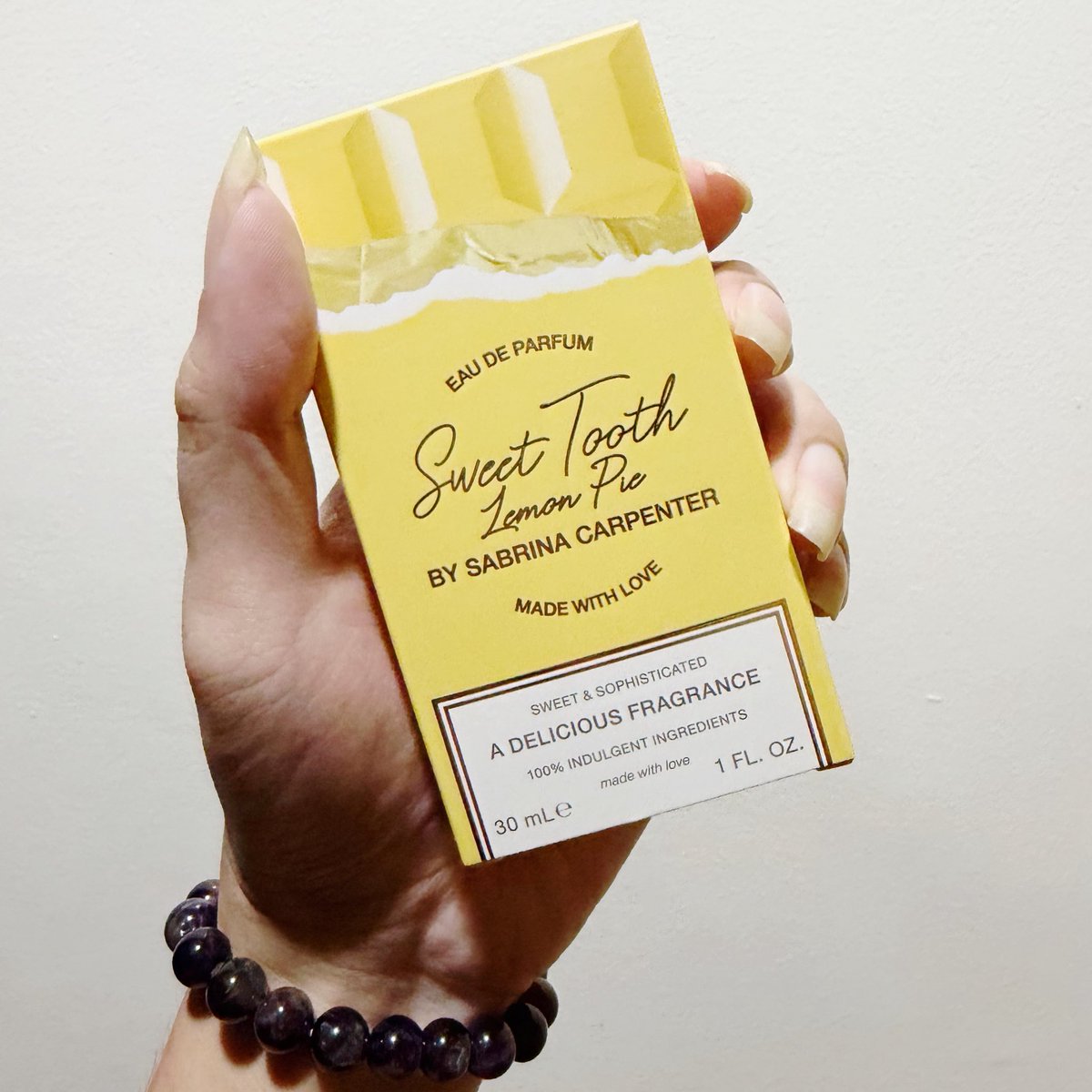 “When life gives you lemons, make a lemon pie.”

Got my Sweet Tooth Lemon Pie by <a href="/SabrinaAnnLynn/">Sabrina Carpenter</a>💋

Thank you <a href="/Lalaaaylie/">💜</a>! 💛