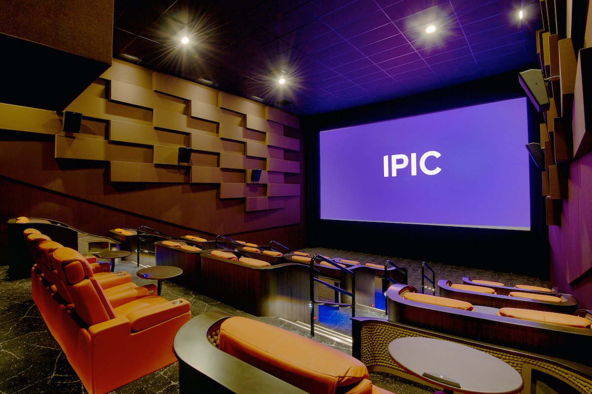SaveYourCinema's tweet photo. 🚨IPIC Theaters will shut down in 16 days if no new owner is found. This will be a MAJOR loss for Los Angeles and theatrical exhibition. Will the Filmmaker Council @cinema_united find investors to step in? https://t.co/TLz4Z0t5cB
