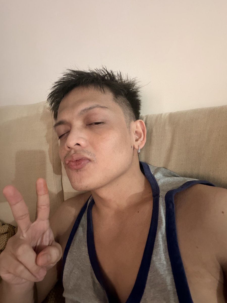 ohhh_nest's tweet photo. Lasing.jpeg nyt!! https://t.co/Z0XNCCLblZ