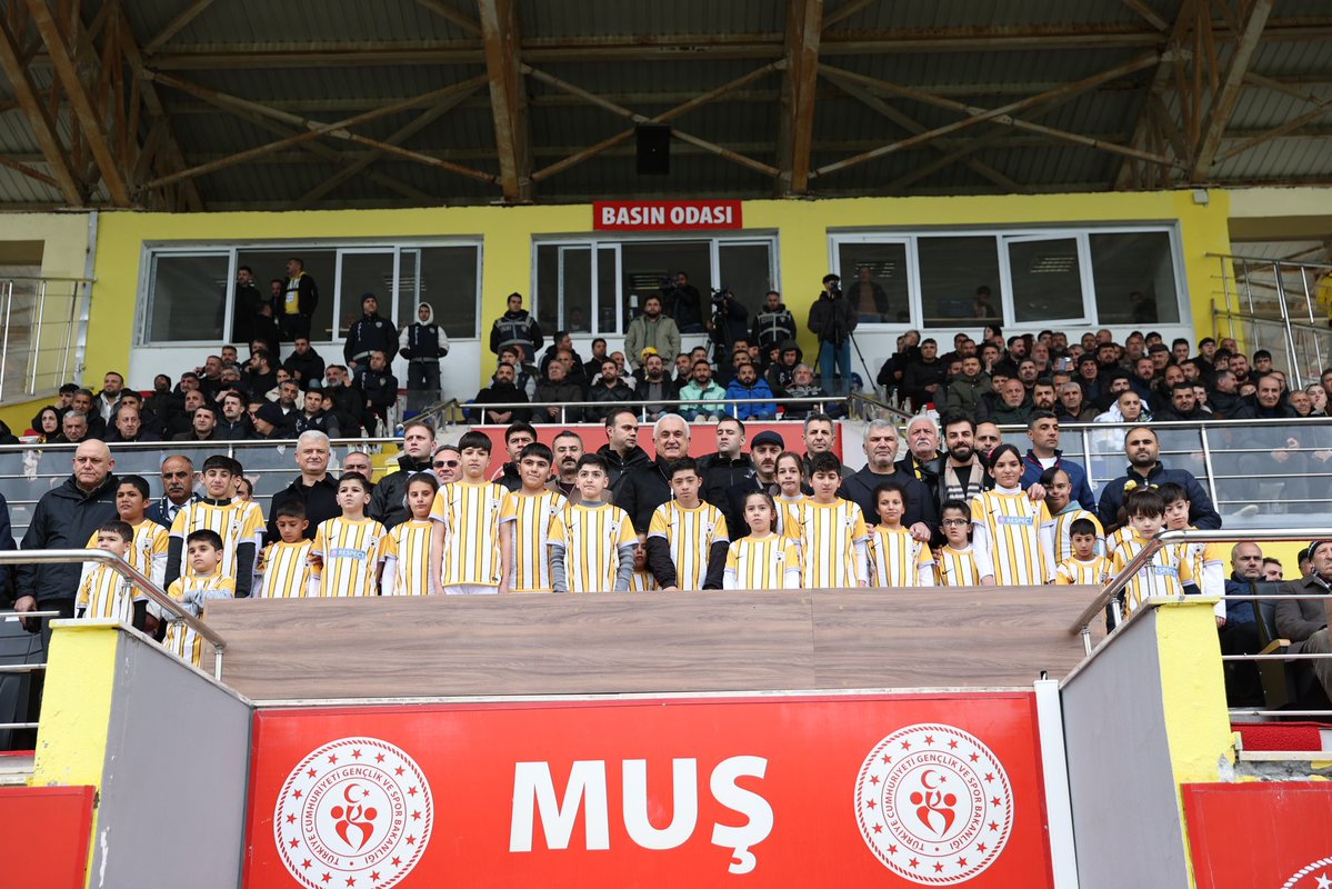 Takımımız, Özel Eğitim Farkındalık ve Toplumsal Duyarlılık Projesi kapsamında sahaya özel çocuklarımızla birlikte çıktı.
Onların gülüşü, bizim en büyük motivasyonumuz oldu. 💛🤍