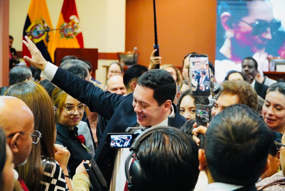 czamoramatute's tweet image. ¡Propongo fundar la #ciudad sobre pilares firmes: salud, sostenibilidad ambiental, servicios de calidad y, ante todo, seriedad!

Así celebramos los 4️⃣6️⃣9️⃣ años de fundación de Santa Ana de los Ríos de Cuenca. Gracias por confiar en mí; he venido a servir y a construir, con