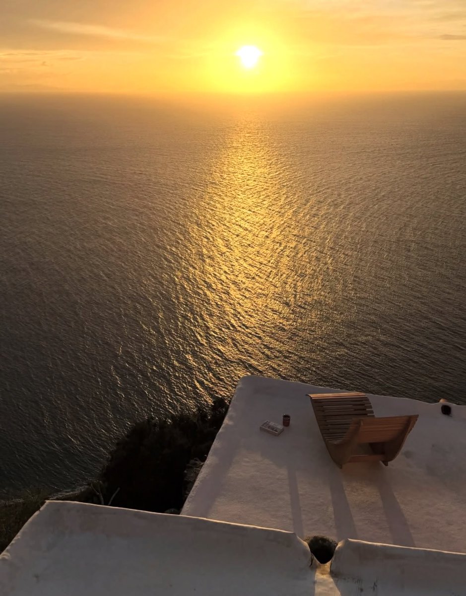 لارا tweet media