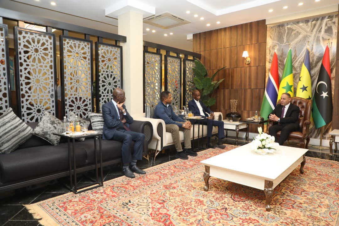 miaae_senegal's tweet image. 🇸🇳 Diplomatie | Participation du #Sénégal à la réouverture du siège de la CEN-SAD et renforcement de la coopération avec la #Libye

À l’invitation de son homologue libyen, Son Excellence Monsieur Cheikh NIANG, Ministre de l’Intégration africaine, des Affaires étrangères et des