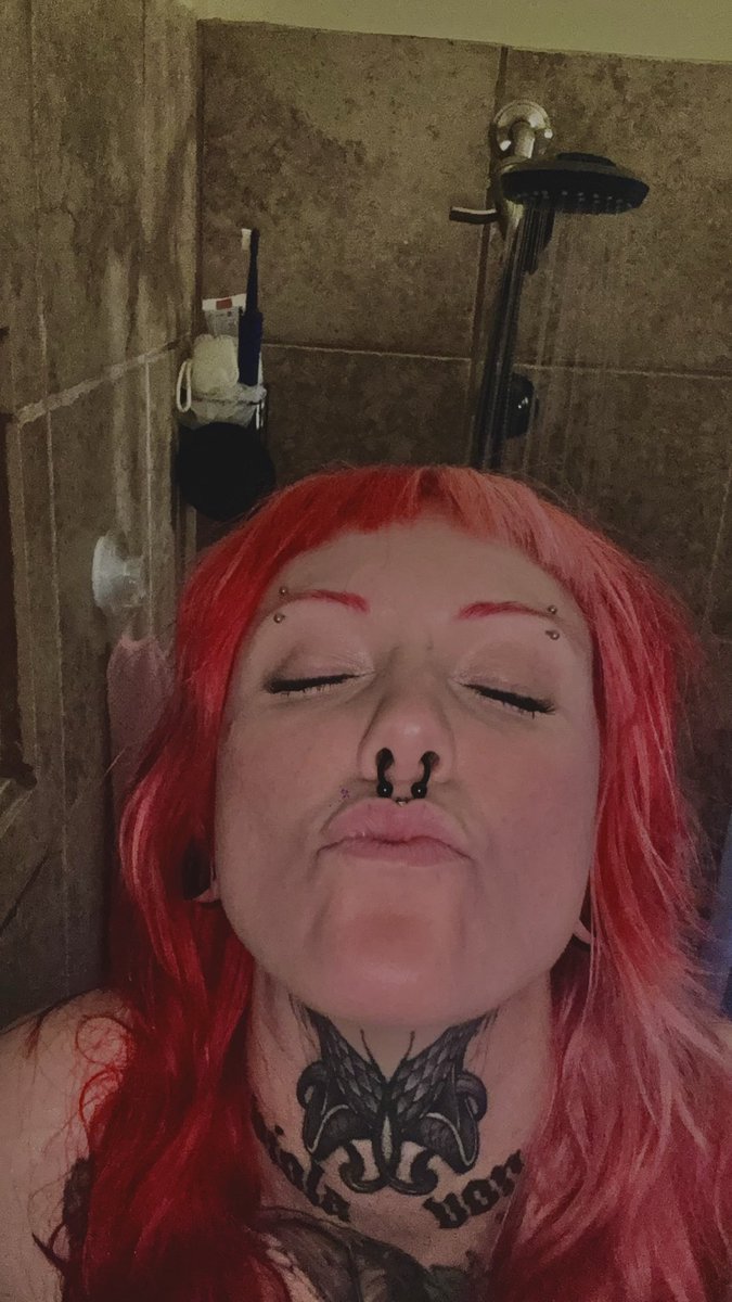 Get in here 🧼 🚿 💦 
#onlyfans