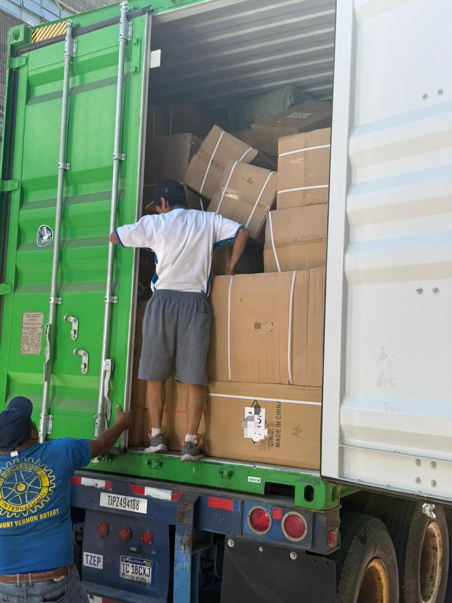 Armando León tweet media