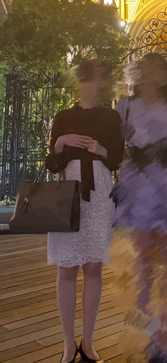 NaliceinLA's tweet photo. もう私が丸の内OLしてた頃のテイスト、流行ってないんだね😵‍💫💫
タイトスカートにボウタイブラウスからしか得られない栄養素があったのに…💔
帰国したらタックワイドパンツ全色買います。 https://t.co/5QmZoSm9O9