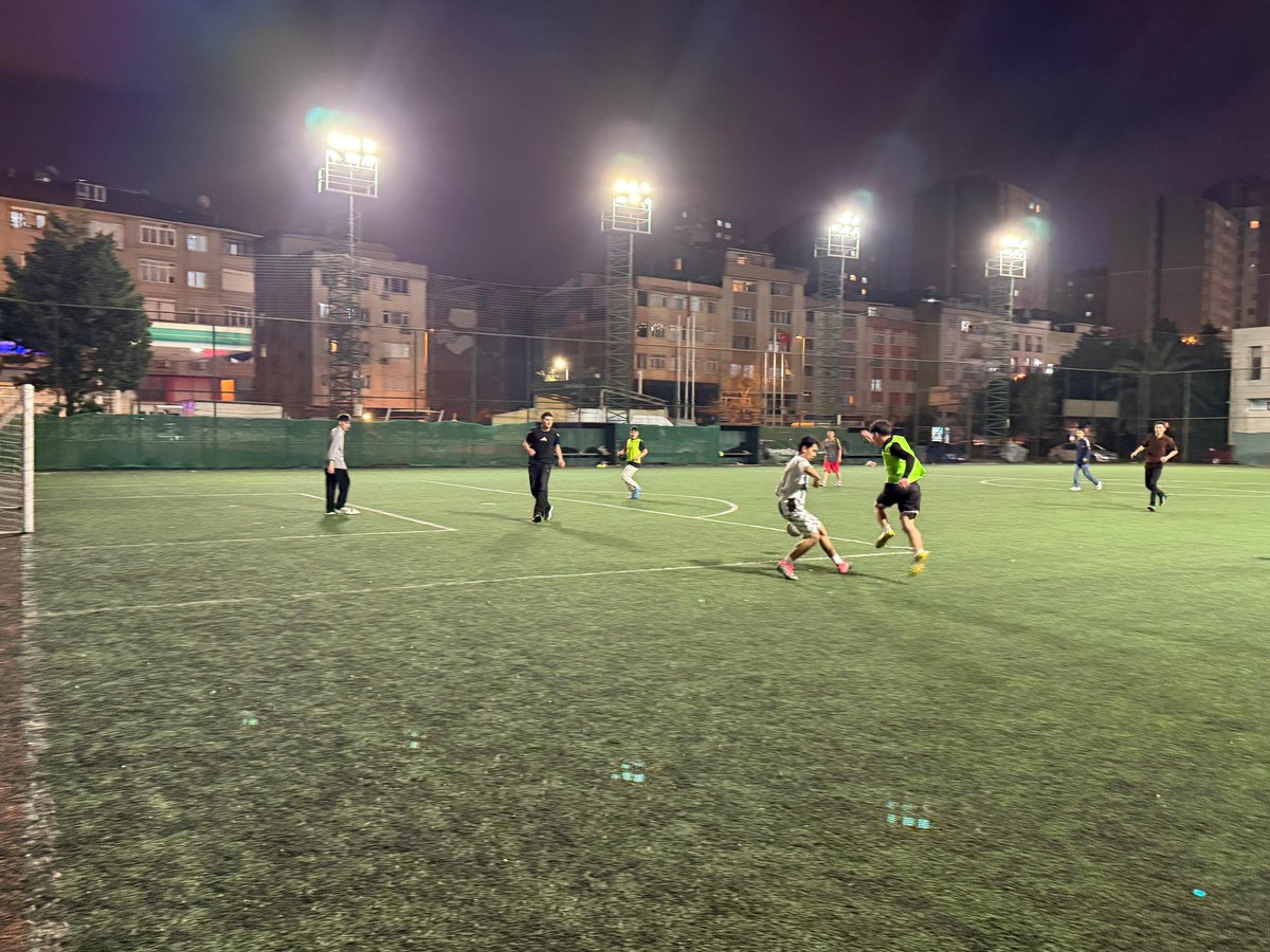 Zeytinburnu Ülkü Ocakları olarak, Spor Faaliyetleri kapsamında “halı saha” etkinliği gerçekleştirdik.

<a href="/Aalparslandogan/">Alparslan DOĞAN</a> 
<a href="/YasinEkiz34/">Yasin Ekiz 🇹🇷</a>