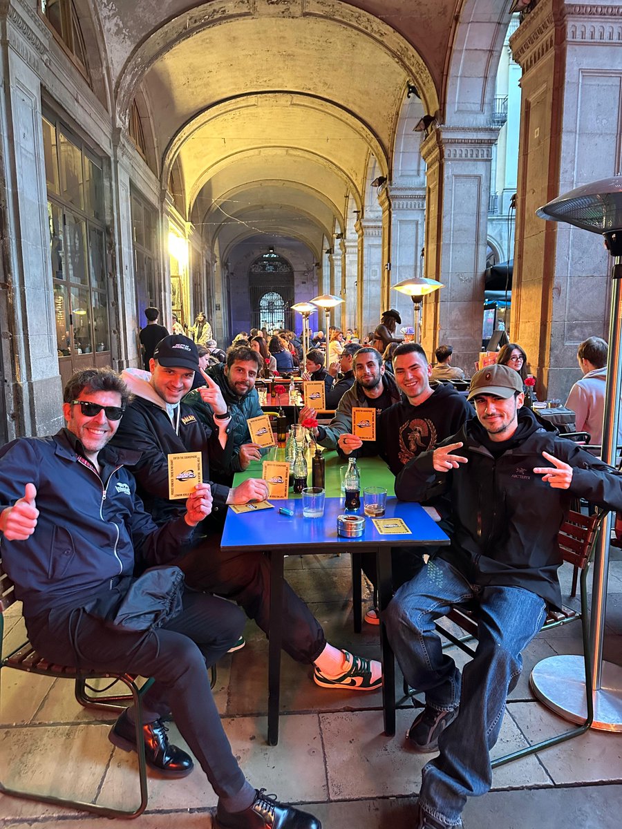 lyingsamurai's tweet photo. BARCELONAEONS!! 🪽

@OsvaldoNabius @don_ninguno @poiastre @movement6900

Meet-ups like this are what make our community one of a kind.

Interesting people, conversations and stories. Looking forward to meet these amazing guys again. 

Also looking forward to Amsterdaeon. If a small meet-up like this was already incredible, I can only imagine what a whole conference full of Aeons feels like.

#SPX6900 PERSIST FOREVER💹🧲