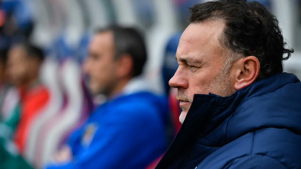 𝐴𝐿𝑀𝐴 𝑅𝑂𝐽𝐴 tweet media