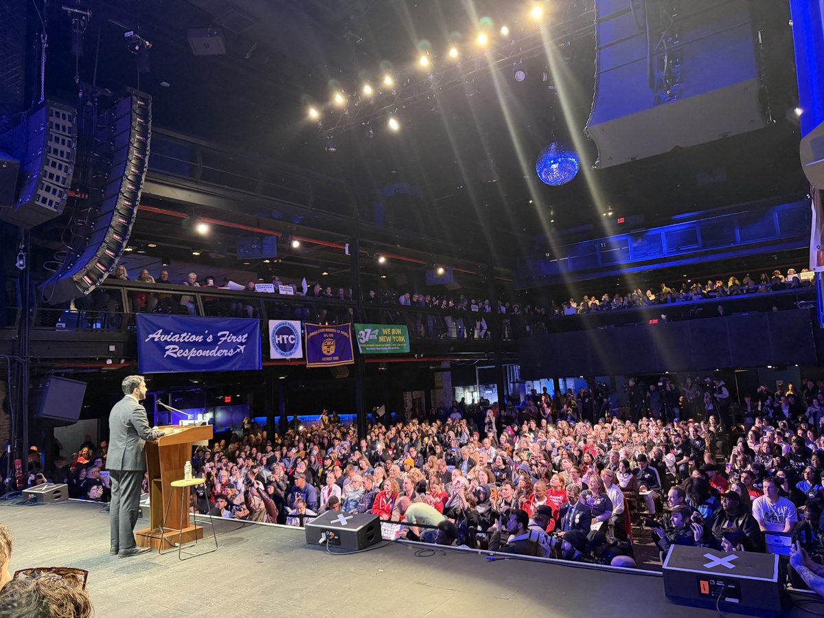 Anna Bahr tweet media