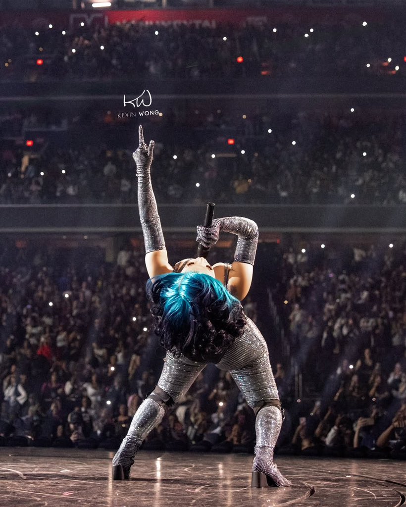 Deedsmag's tweet photo. Cardi B performing on the Little Miss Drama Tour, sold out from Washington DC to Raleigh, NC. 

📸 @iamkevinwong https://t.co/ESrzk0TSzB